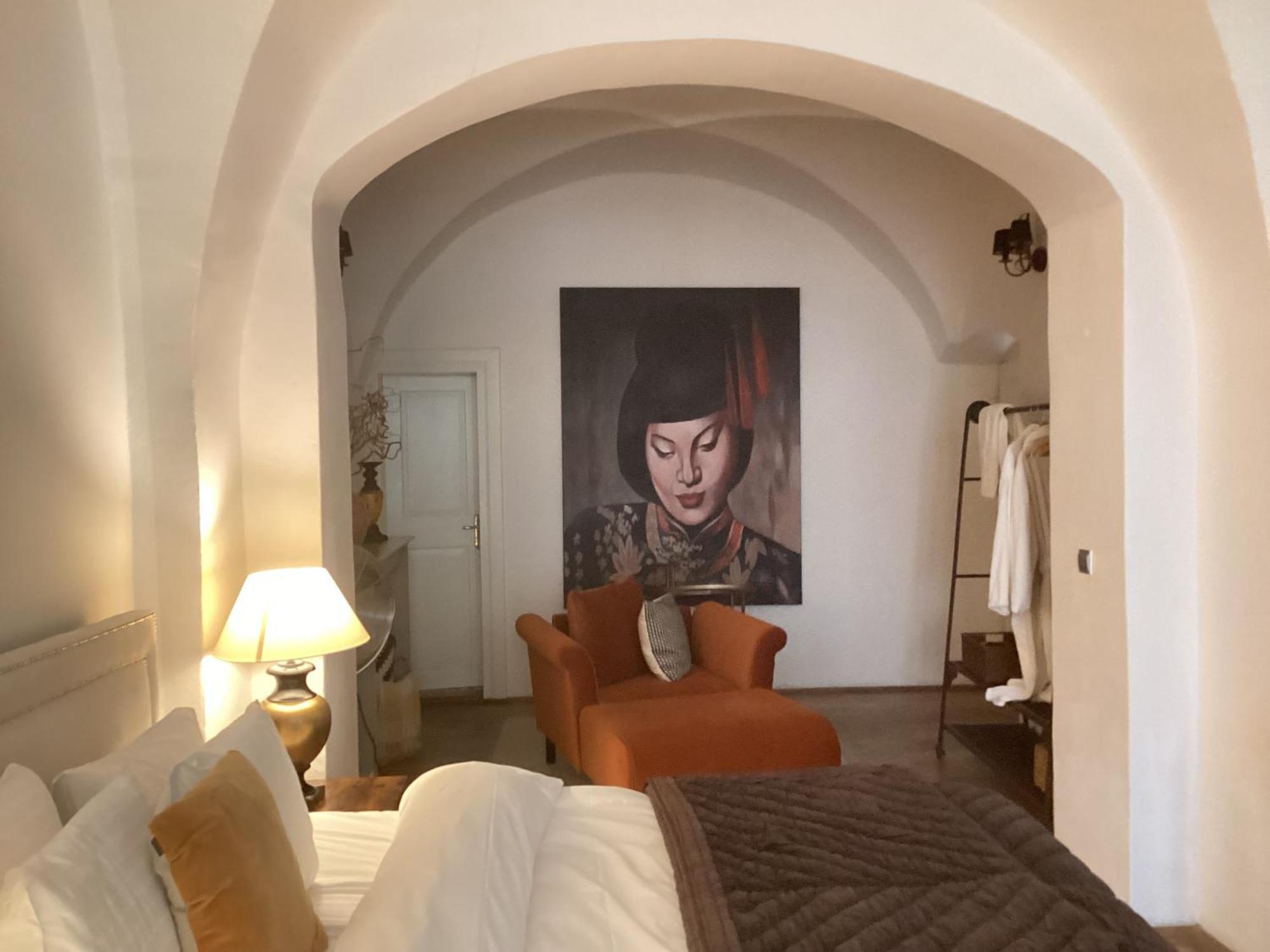 Nana Macs 4* Praga